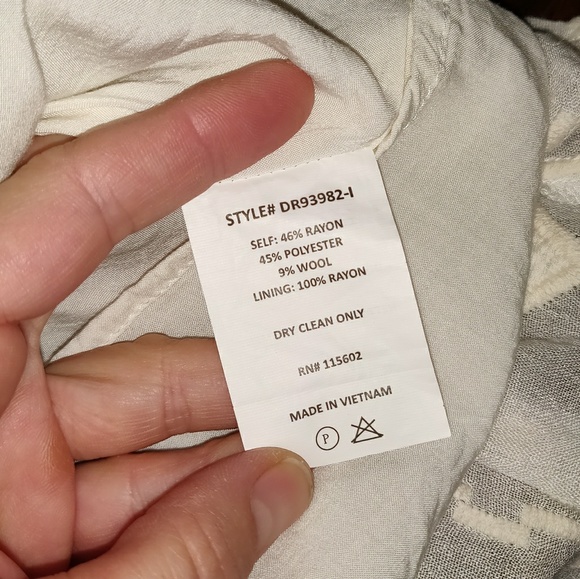 Ivory Aztec lush dress L - Picture 4 of 6